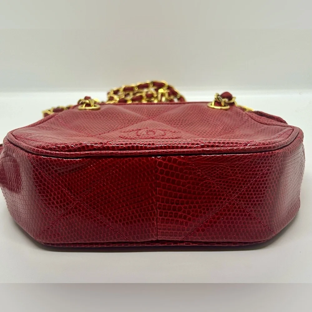 CHANEL Vintage Red Lizard Skin Hexagon Gold Chain Shoulder Bag
